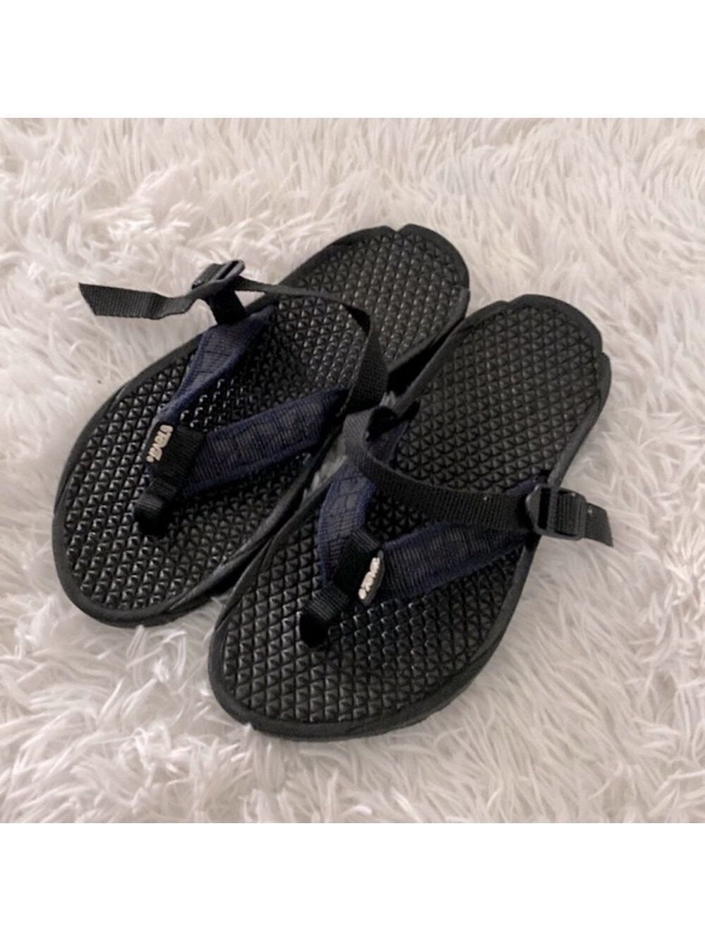 Teva flip flop sandals